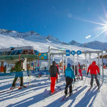 Igloo 3 In-ski Out - Happy Apartamento